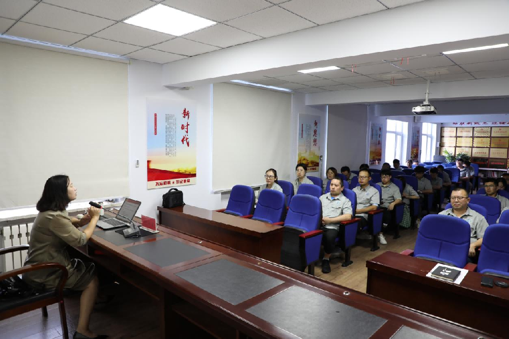 檢測(cè)中心開展“以學(xué)促廉，強(qiáng)化黨規(guī)黨紀(jì)學(xué)習(xí)意識(shí)” 主題廉政黨日活動(dòng)